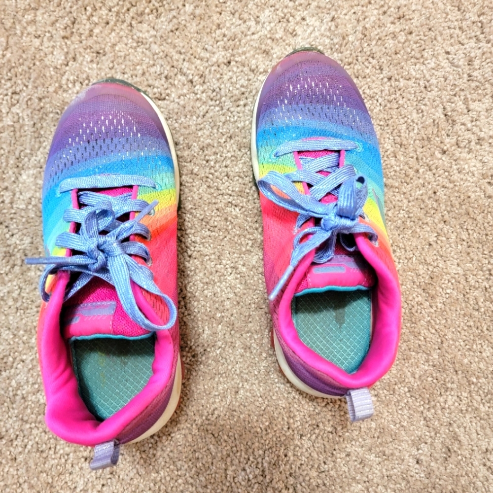 Skechers size 1.5y